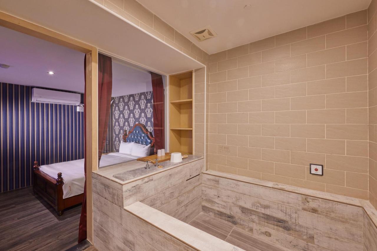 Kyokusui Hotspring Hotel Tajpej Buitenkant foto