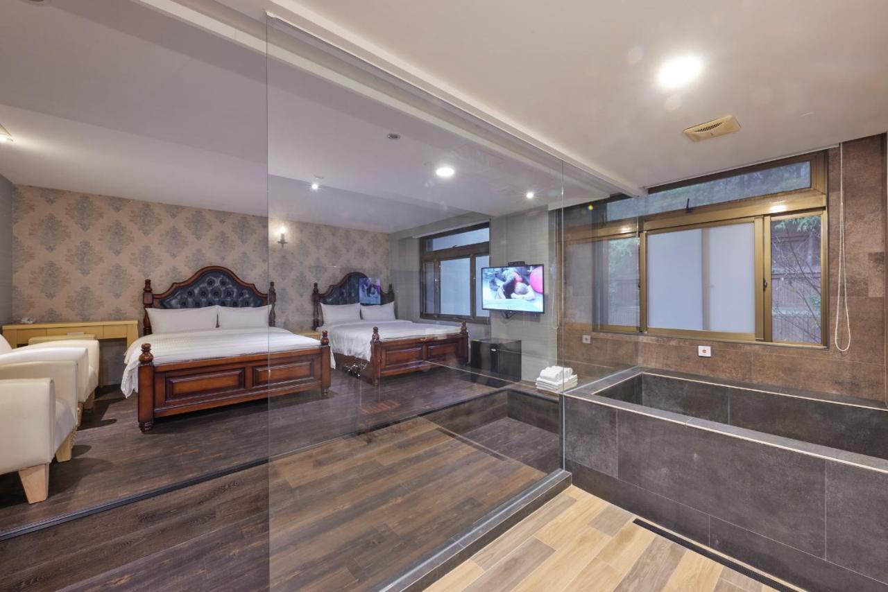 Kyokusui Hotspring Hotel Tajpej Buitenkant foto