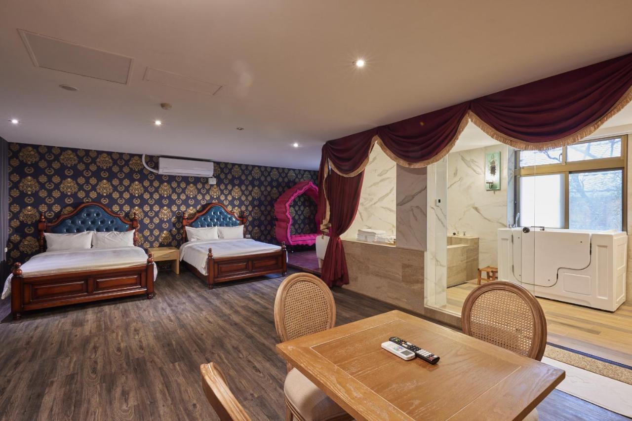 Kyokusui Hotspring Hotel Tajpej Buitenkant foto